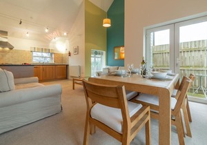 Saltings Loft Apartment 2