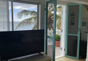Salty Sway III - 1bed/1bath Beach House