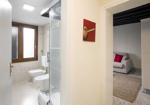 SANTA CATERINA: bright and quiet study by a canal, in Cannaregio district