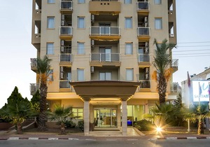 Santa Marina Hotel