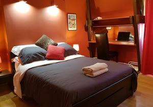 Sarlat central 2 bedrooms Apartment with Free parking