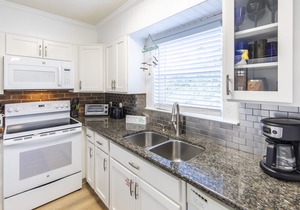 Save by booking Gulf Side Unit on Dune Allen Beach- Pet Friendly!