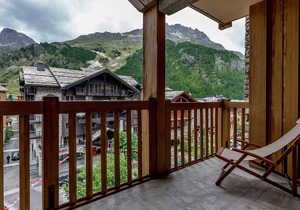 Savoyards and rustic studio in the heart of Val d'Isère