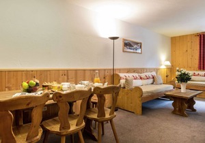 Savoyards and rustic studio in the heart of Val d'Isère