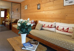 Savoyards and rustic apartment in the heart of Val d'Isère