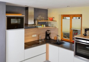Schöne, großzügige Ferienwohnung mit Balkon