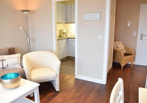 Schönes neues hochwertig renoviertes 2-Zimmer Appartement in der 4. Etage.