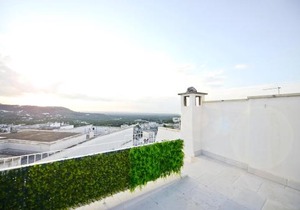Scirocco Apartment with terrace by Wonderful Italy