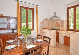 Sculture 2 - Holiday Rental with swimming pool on the Tuscan Coastline