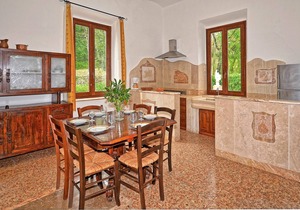 Sculture 2 - Holiday Rental with swimming pool on the Tuscan Coastline