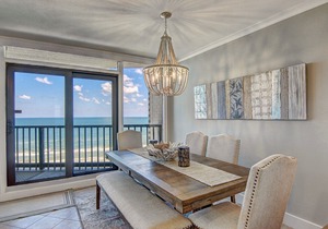 Sea Gull #1008 L: Beachfront 1 Bedroom 1 Bathroom With Spectacular Views and 24 Hour Management