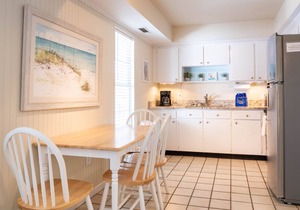 Sea Pirate 7 2/1 Condo Pool Just Steps To Beach