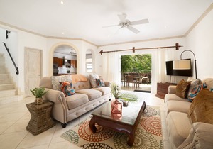 Sea-renity, 5 minutes walk to Mullins Beach. Battaleys Mews estate.