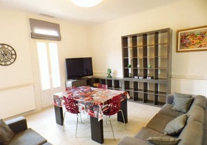 Sea view, 3 bedrooms, internet, air conditioning and private parking