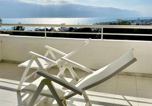 Sea View apartment in posh Miraflores
