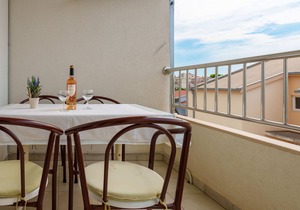 Sea view Apartment for 2-3 people - family