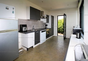 Sea view, contemporary, air-conditioned, garden, Terrace, 2 Bathrooms