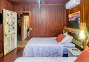 Sea-view escape in family hotel with amazing views, fast WiFi, & dining on-site