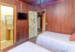 Sea-view escape in family hotel with amazing views, fast WiFi, & dining on-site