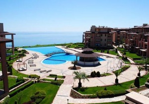 Sea View & infinity pool apartments in Kaliakria resort