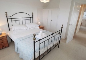 Seacliffs - Four Bedroom House, Sleeps 7