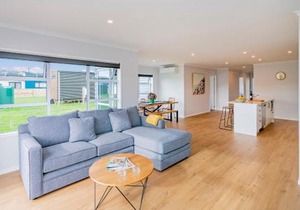 Seascape - Cooks Beach Holiday Home