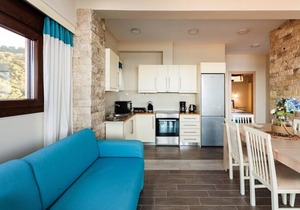 Seaside Summer Bliss - Aurora Luxury Pool Paradise