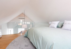 Seaside With a View - 200m away from the beach!