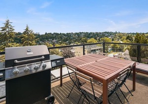 Seattle Vacation Home: The Depot