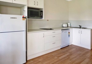 Seaview Beach House 4