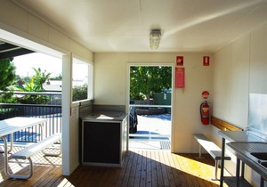 Seaview Beach House 5
