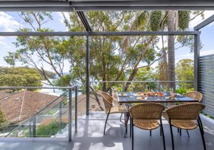 Sebastapol, 4,66 Thurlow Avenue - Unit with wonderful views across the bay