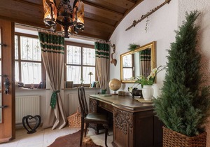 Secluded Apartment in Weißenbrunn with Garden