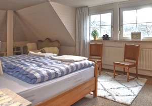 Secluded Apartment in Weißenbrunn with Garden