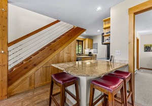 Secluded Cabin on 132 Acres, 2 Miles to Purgatory Ski Area, Dogs Welcome