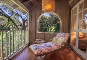 Secluded Corner Condo w/Nature Views, Wrap-Around Lanai, Free WiFi, Shared Pool