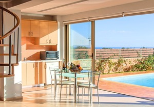 Secret Escape Villa with Heated Pool and Jacuzzi