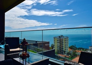 Seculo XXI-C, a Home in Madeira