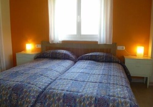 Self catering Llosa for 10 people