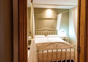 Self catering TAReira for 2 people
