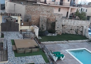 Self catering Turisme Rural Cal Pastor d'Albons for 5 people