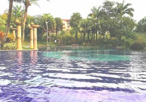 Semenyih Escapar Villa by Dan