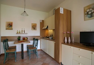 Semi-detached bungalow with AC just 3,5 km. from Sirmione