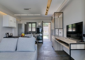 Serenity Suites Sea View 2, Kaiafa Lake Zacharo, Greece