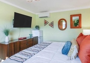 Seriously 60s Room #2 @ Retro Boutique Motel