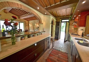 Sestuccia is a beautiful Tuscan villa just a short distance from Gaiole in Chianti