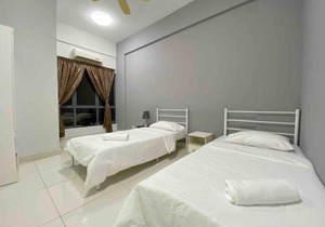 Setiawalk Puchong Penthouse 8-10Pax 4R3B