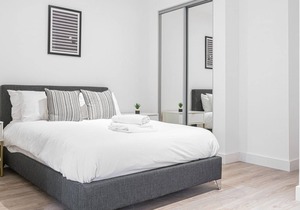 Seven Living Residences Solihull - Modern Studios close to NEC and BHX