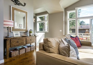 Seven Spruce by AvantStay Cute Cottage w Yard 10 Mins to Tolovana Beach State Park