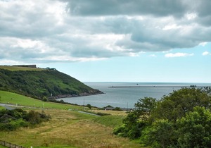 Shepherd's Hut at St Anne's - Costal Location